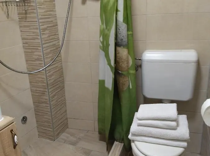 Tiny In Center Stone House Spalato