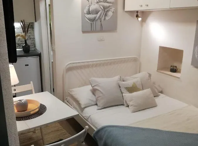 Appartamento Tiny In Center Stone House