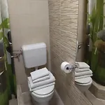 شقة Tiny In Center Stone House *