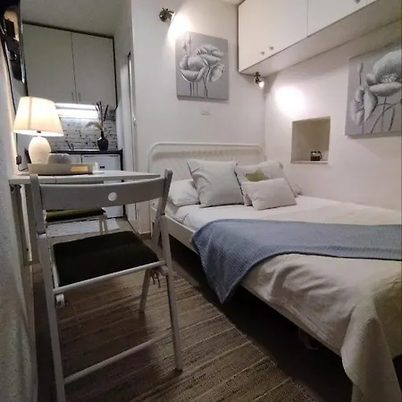 아파트 Tiny In Center Stone House 스플리트